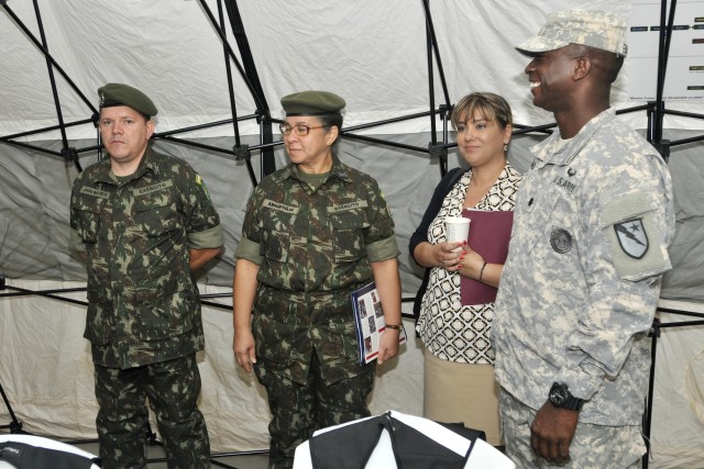 Texas Guardsmen share response lessons with Brazilians