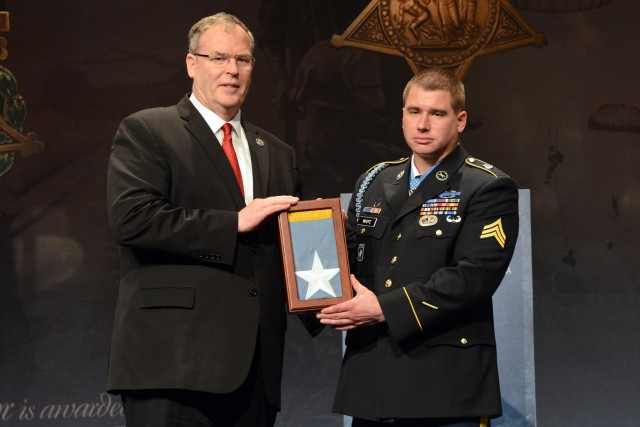 Former Sgt. Kyle White inducted into Pentagon Hall of Heroes