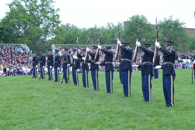 Medal of Honor winner special guest at Twilight Tattoo