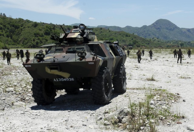 JTF-NCR teams up with Arrowhead Soldiers for multinational, joint forces live-fire exercise