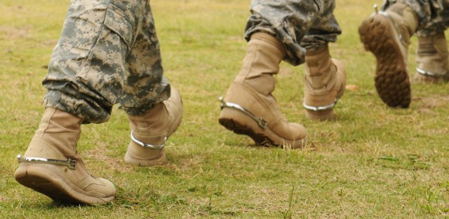 Cav troopers follow tradition, earn spurs