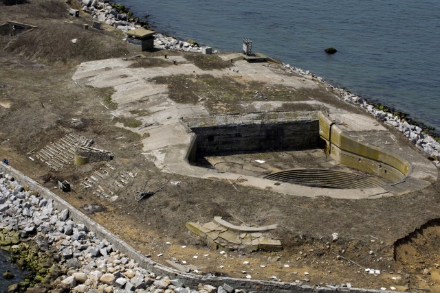 Gun emplacement