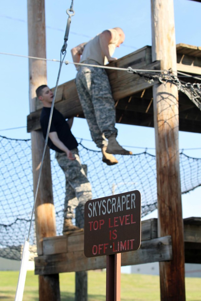 'Dog Face' soldiers, Columbus Lions tackle obstacle course