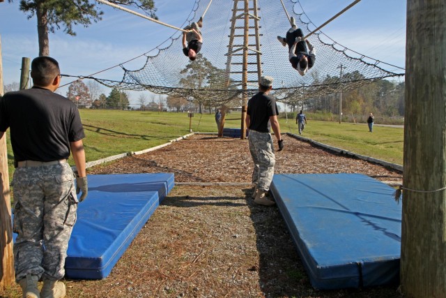 'Dog Face' soldiers, Columbus Lions tackle obstacle course