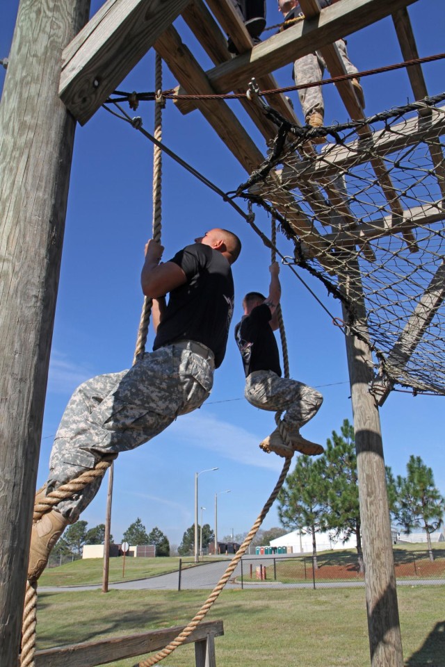 'Dog Face' soldiers, Columbus Lions tackle obstacle course