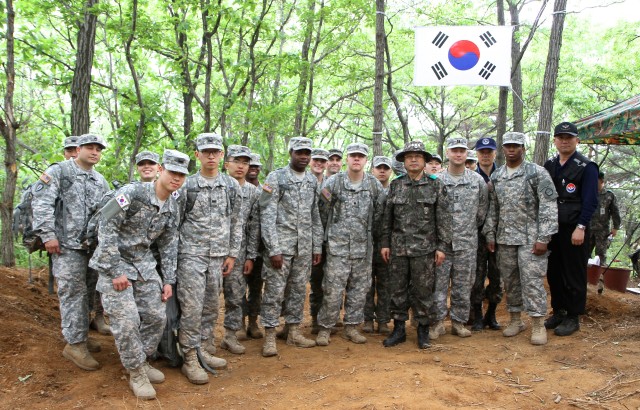 Soldiers lead Korean War remains excavation