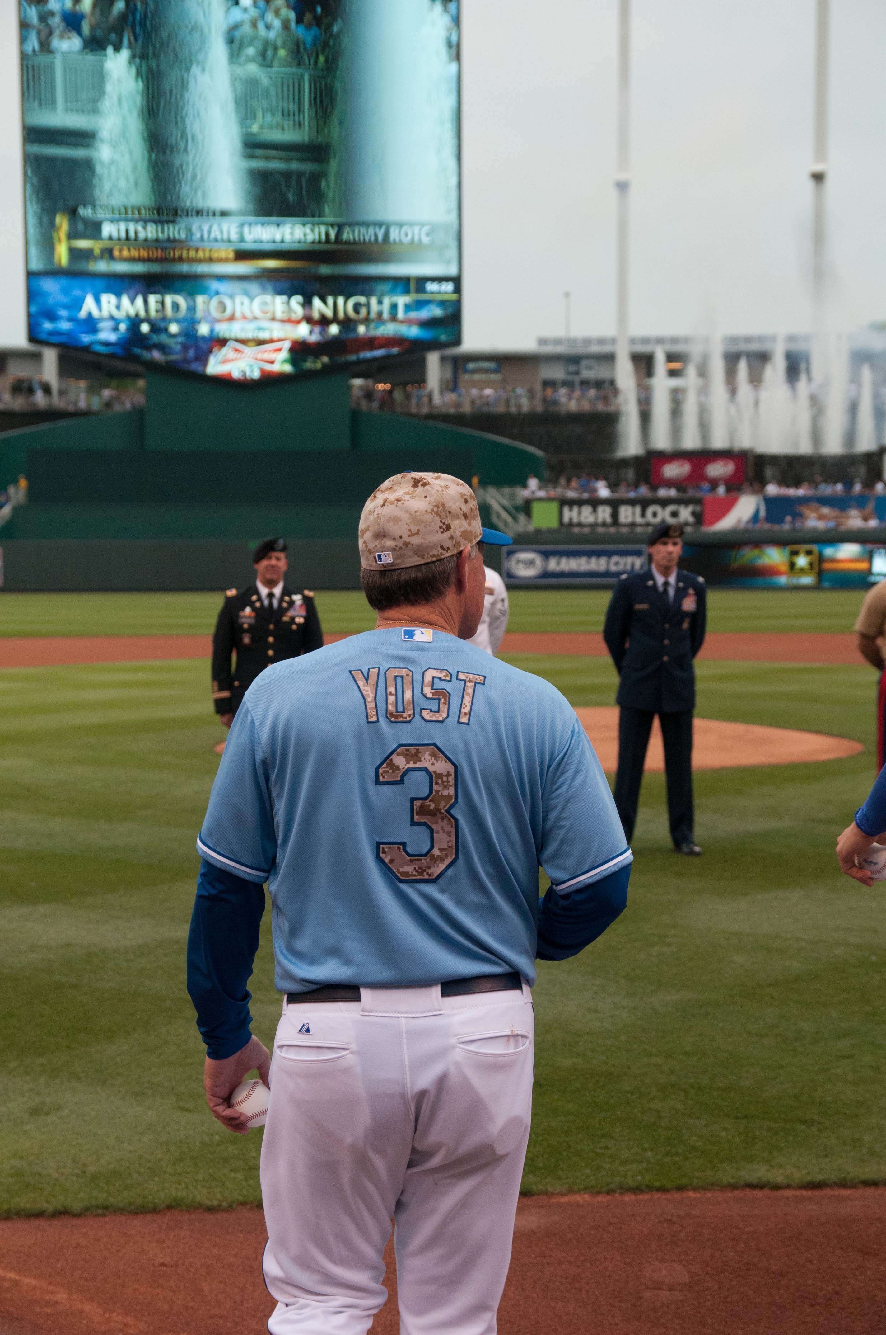 Kansas City Royals will honor their veteran groundskeeper with his