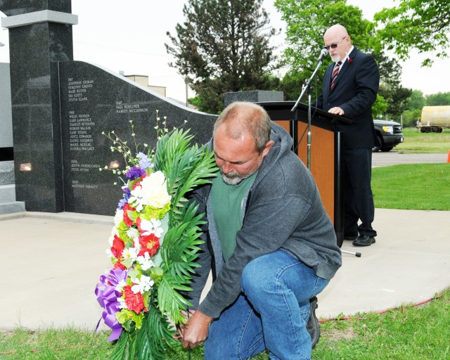Iowa Army Ammunition Plant honors its fallen