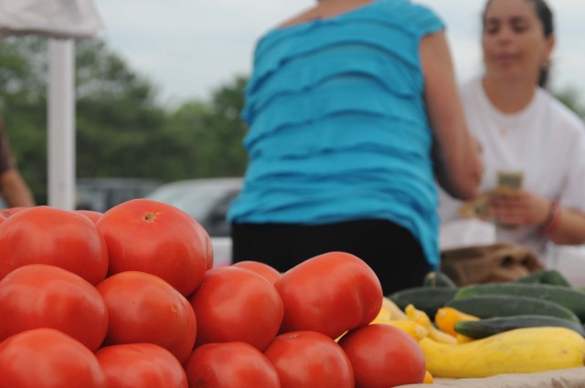 Meade Farmers Market offers healthy foods