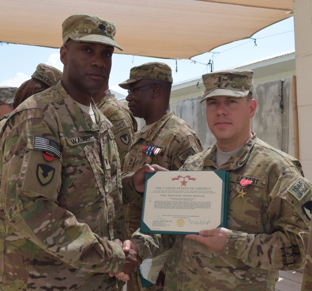 3-401st AFSBn DET 14 Soldiers receive end of tour awards