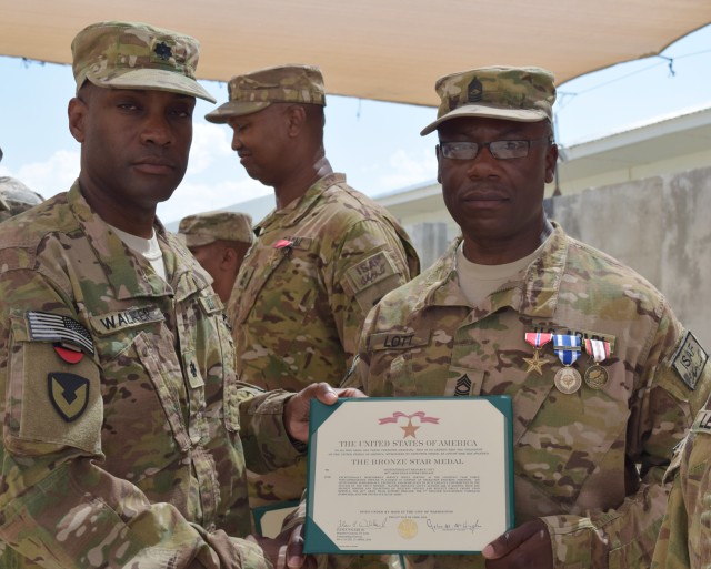 3-401st AFSBn DET 14 Soldiers receive end of tour awards