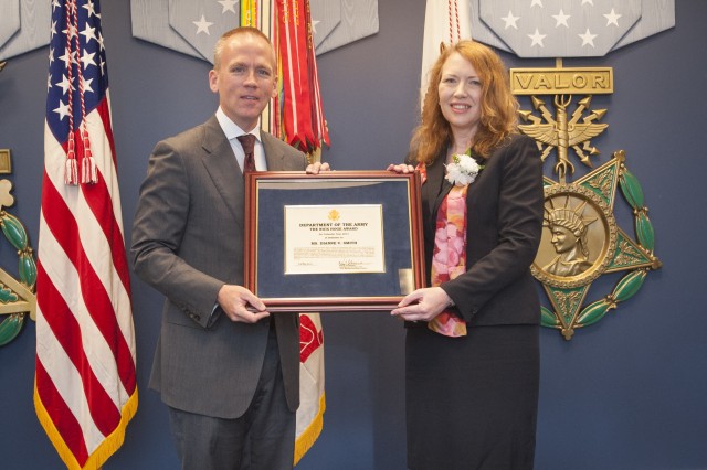 2013 Kushnick, Macy, Hoge awards: Innovation, experimentation keeping Army relevant