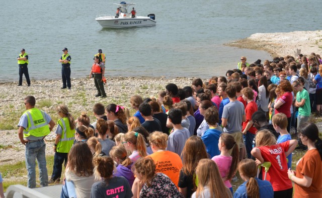 Joint rescue, recovery exercise grabs 250 middle school students' attention