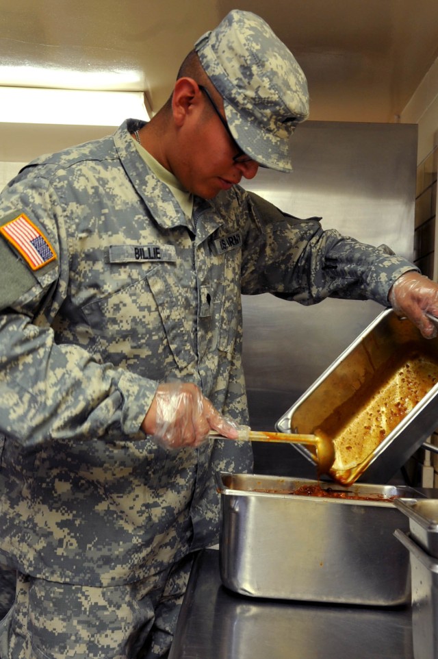 Army Reserve Cooks get back on the line