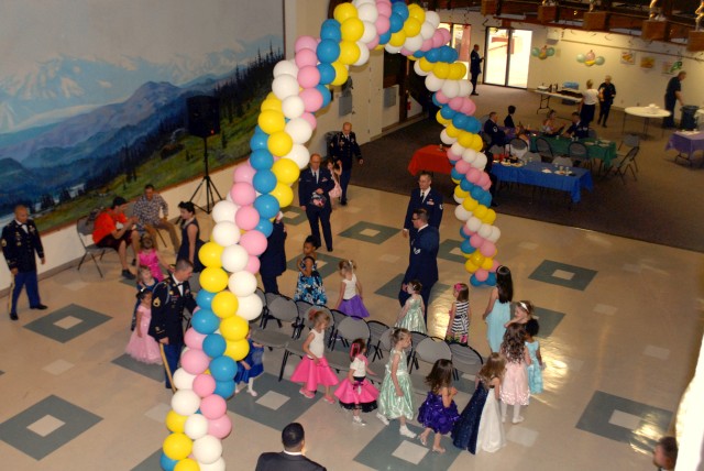 Armed Services YMCA brings the 50's to Fairbanks