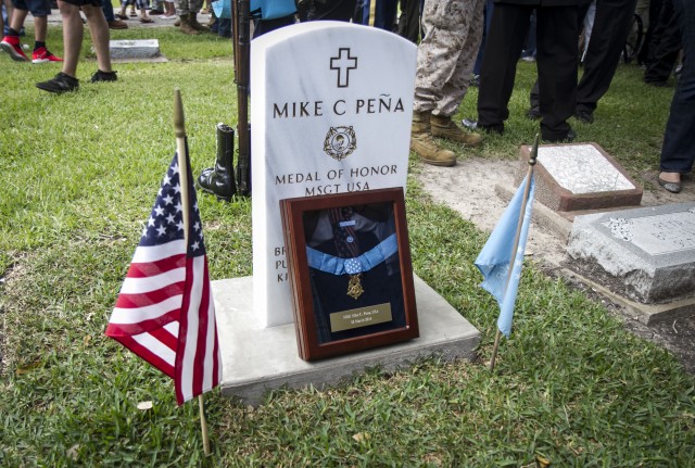 Valor walk, Community honor First Team Medal of Honor Trooper