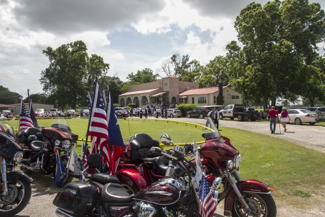 Valor walk, Community honor First Team Medal of Honor Trooper