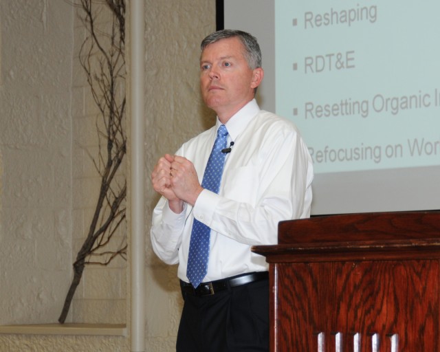 Army Materiel Command Executive Deputy Provides Civilians Career Guidance