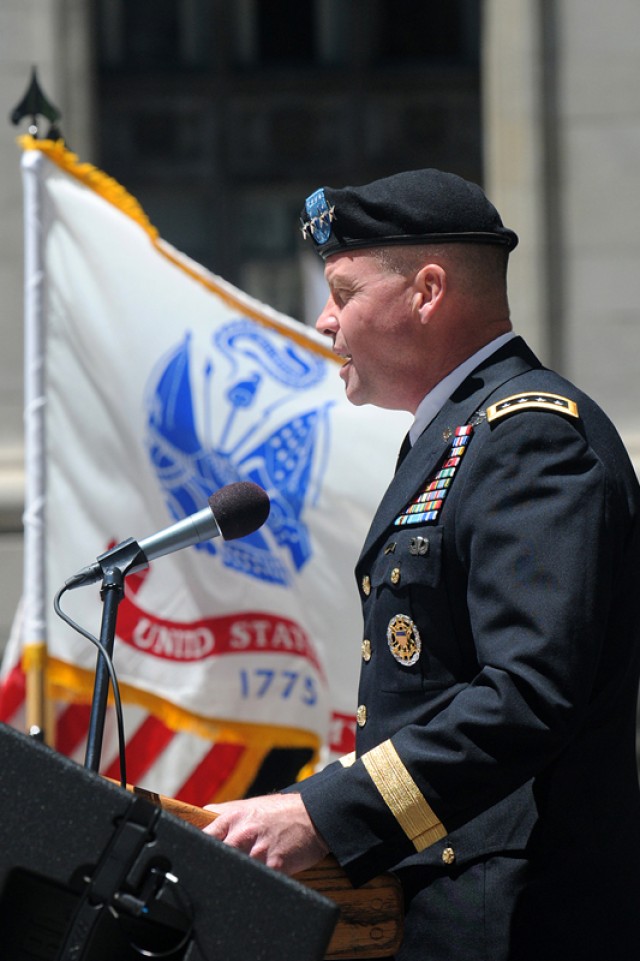 TRADOC Commander speaks during Chicago's 239th birthday celebration of U.S. Army