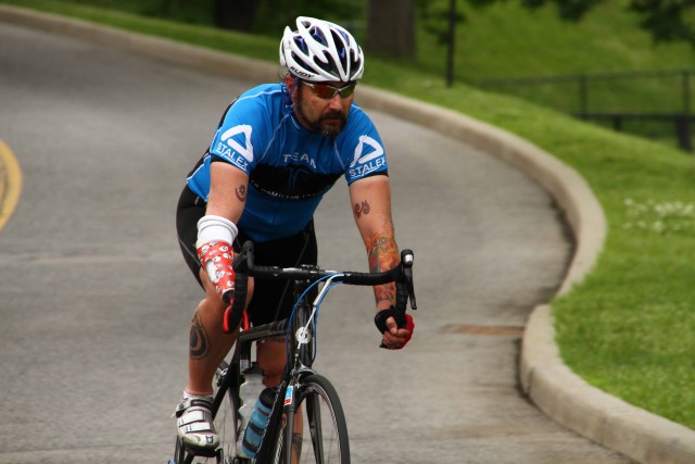 Veteran races through streets