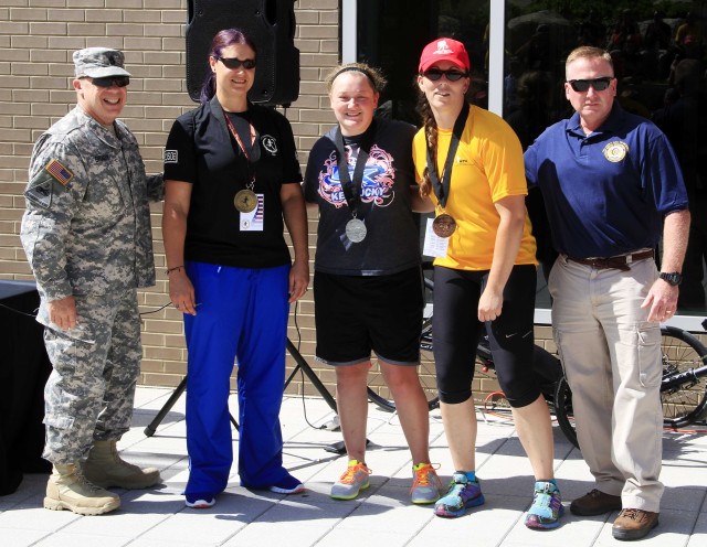 Women's recumbent cycling medal ceremony at the 2014 U.S. Army Warrior Trials