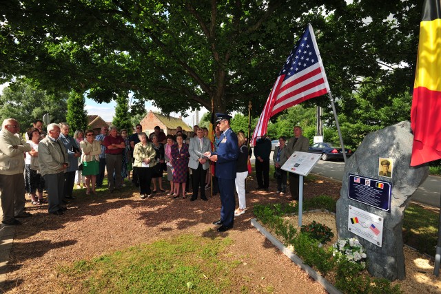 Local community remembers WWII pilot for his actions | Article | The ...