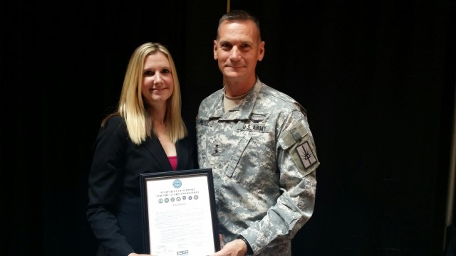 Companies pledge  support to Guard and Reserve at Hiring our Heroes Event
