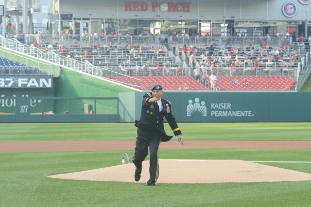 Old Guard Soldiers Recognized during Washington Nationals Army Day celebration