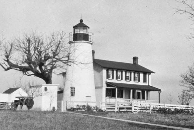 APG Employees help keep turkey point lighthouse shining bright