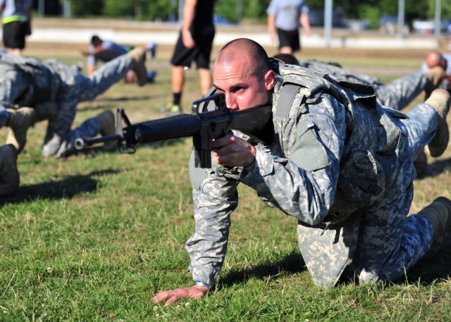 Soldiers learn fitness fundamentals with master fitness trainer course