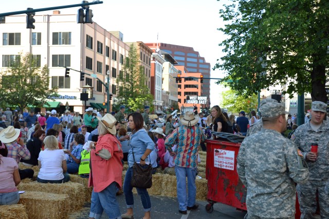 Cooks support street breakfast