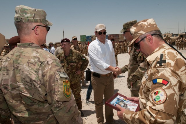 Romanian prime minister visits Black Scorpions to mark important transition