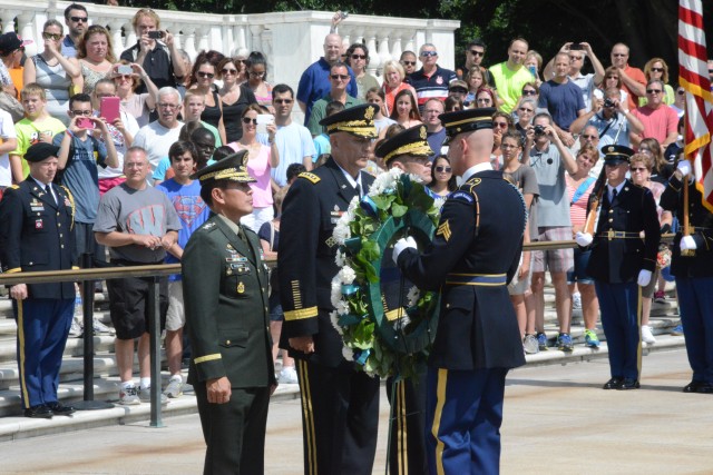Top Philippines Army Officer lays wreath