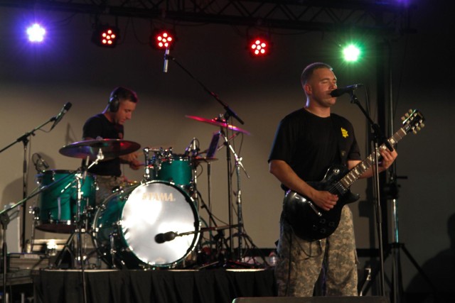Loose Cannons rock Kuwait