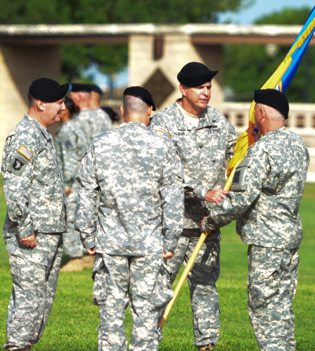 166th Aviation Brigade conducts change of command, change of