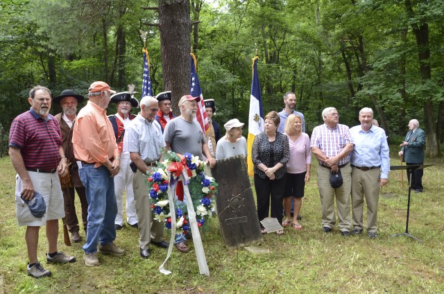 Descendants of Revolutionary War Soldier Pvt. Samuel Smith