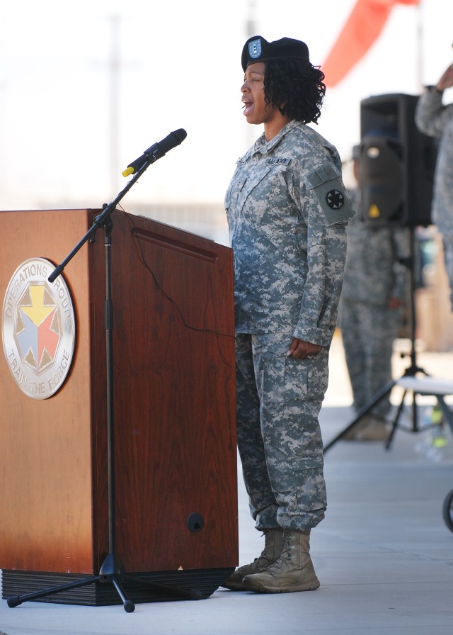 CW2 Takia Allen sings the national anthem