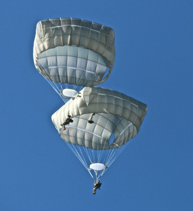 173rd Airborne Brigade 'drops in' on Estonia