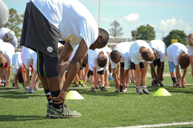 Cortez Allen Football ProCamp at Fort Campbell