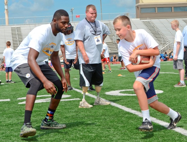 Cortez Allen Football ProCamp at Fort Campbell