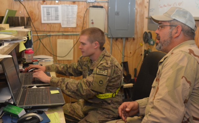LOG-IT LAR helps Soldiers keep computers talking