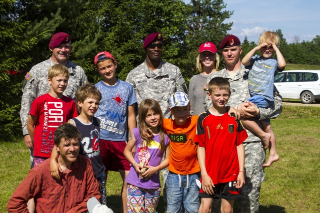 Paratroopers visit Latvian summer camp