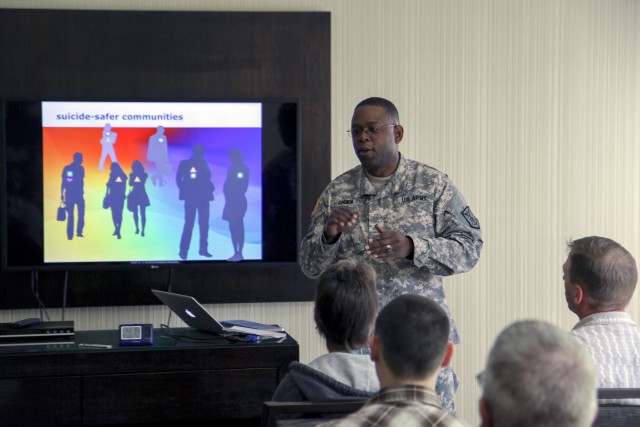 Army Reserve Soldiers come together to learn how to save lives