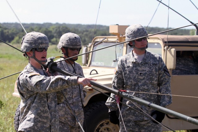Air Cav battalion conducts sling load training