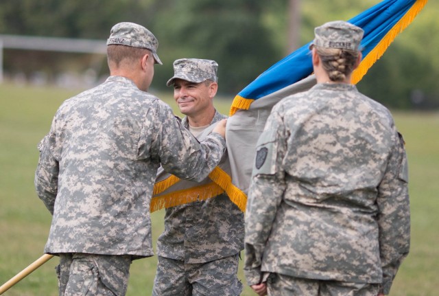 New leader takes command of 780th MI