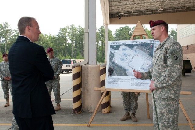 Undersecratary of the Army Brad Carson visits Devil Brigade