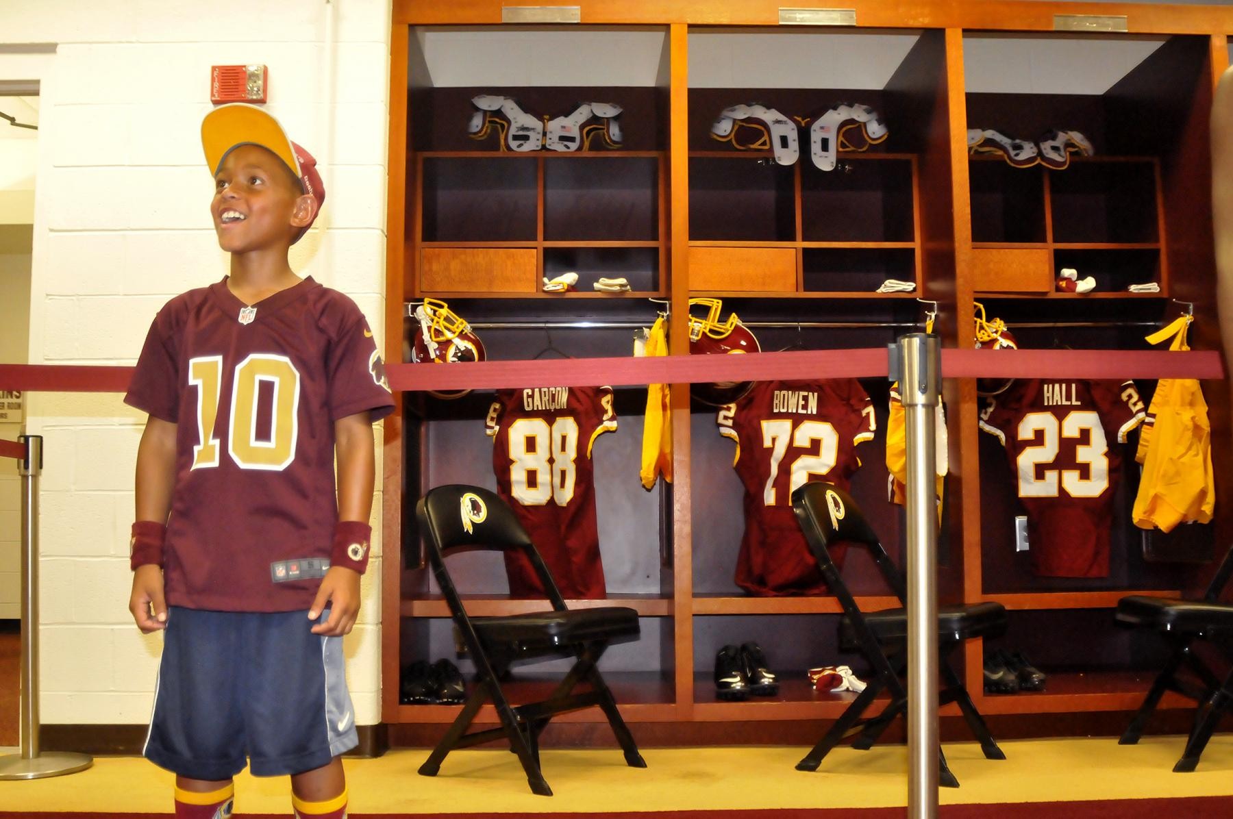 redskins military jersey