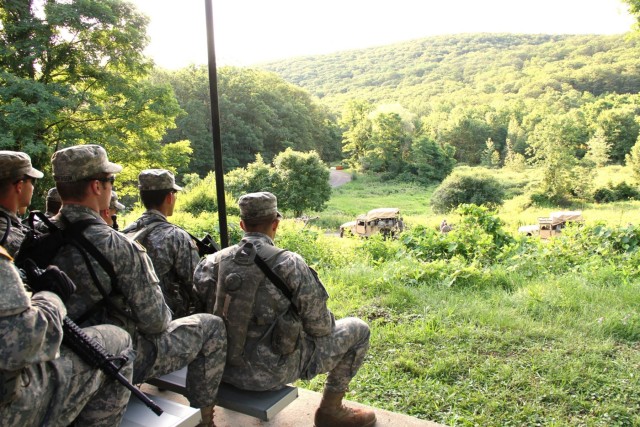 Vanguard soldiers train, mentor West Point cadets