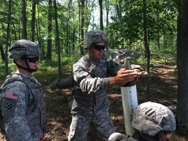 'Can Do' mortarmen familiarize cadets with indirect fires