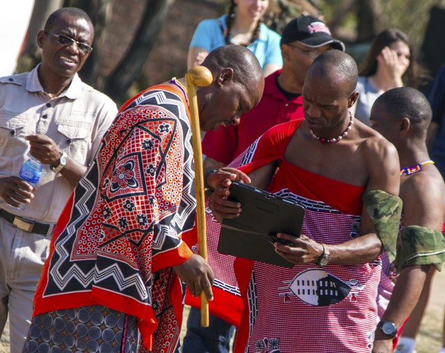 Exercise participants take well-deserved 'Cultural Day' off